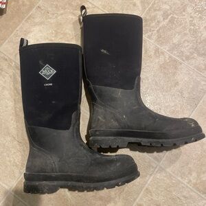 Muck Boot Chore Hi Steel Toe Work Boots Men 9 / Women’s 10 Waterproof